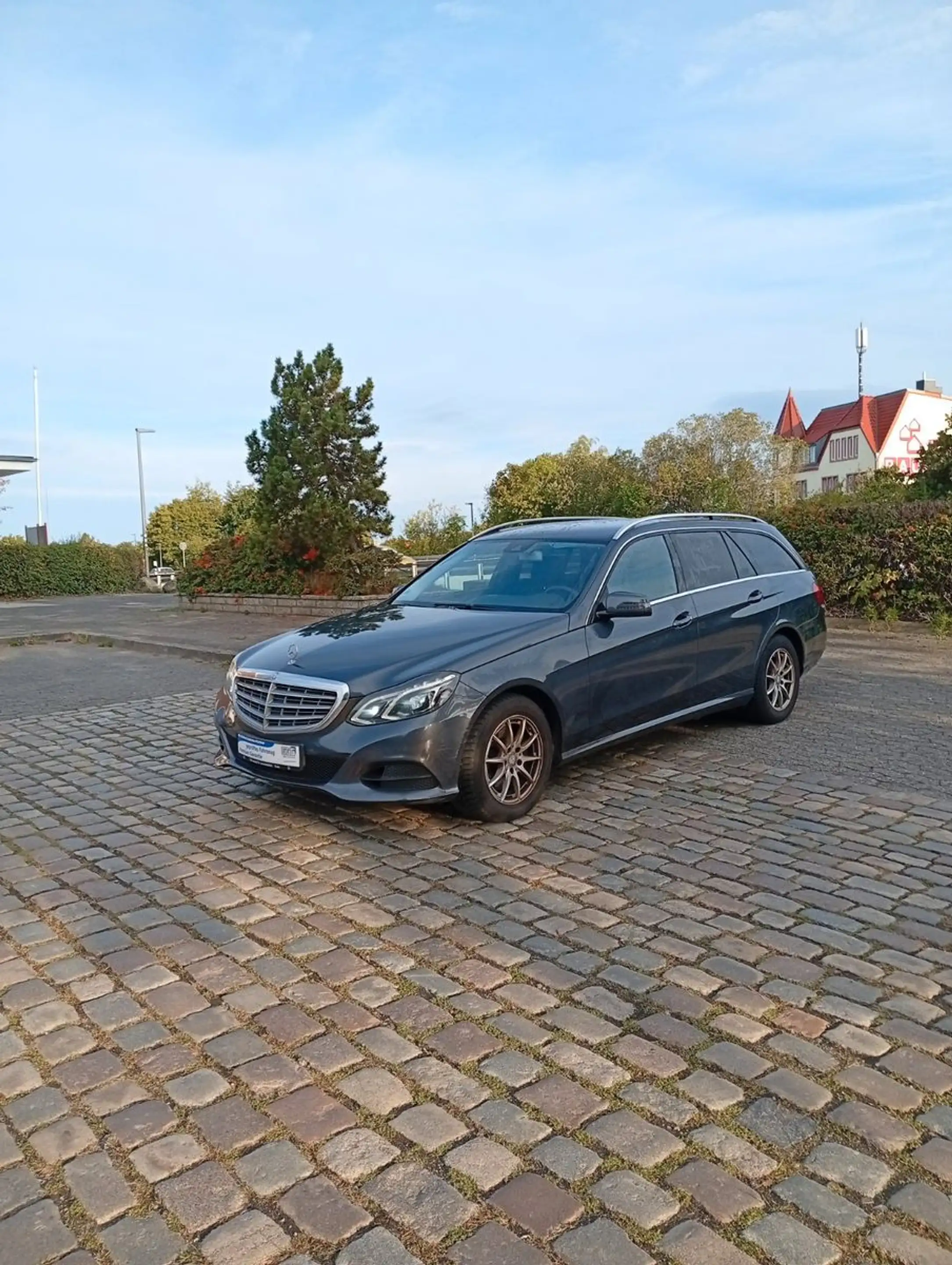 Mercedes-Benz E 250 BlueTEC T.Automatik.klima.Navi.PDC — photo 2