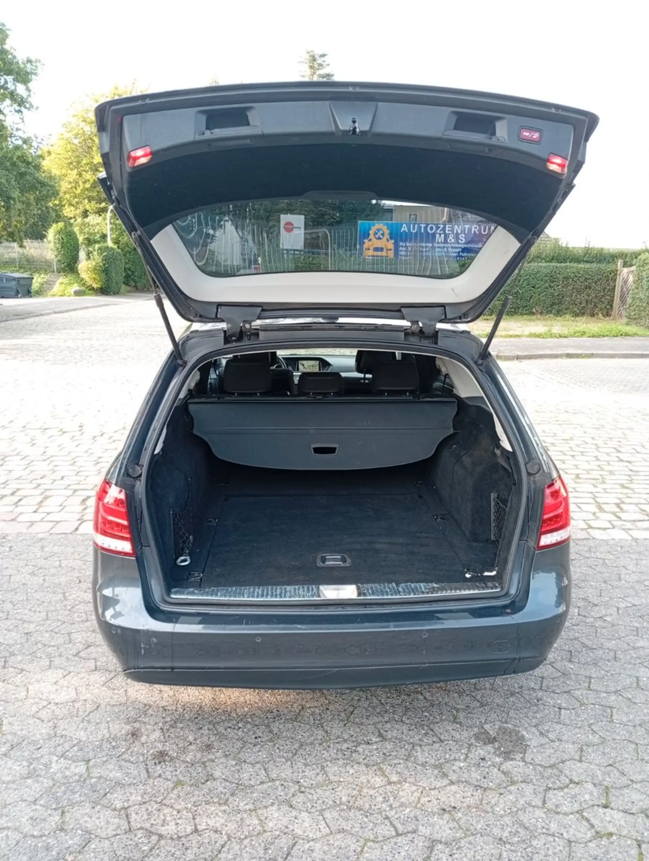 Mercedes-Benz E 250 BlueTEC T.Automatik.klima.Navi.PDC — photo 8