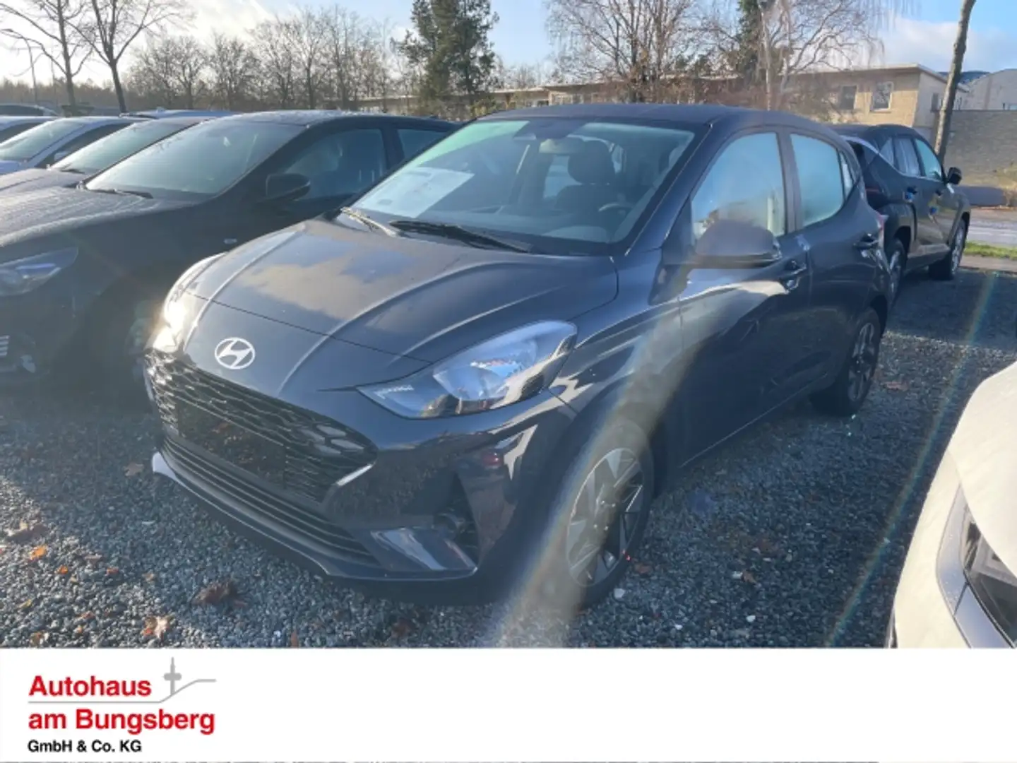 Hyundai i10 1.0 Trend Navi Klima RFK *sofort verfügbar* Grau - 1