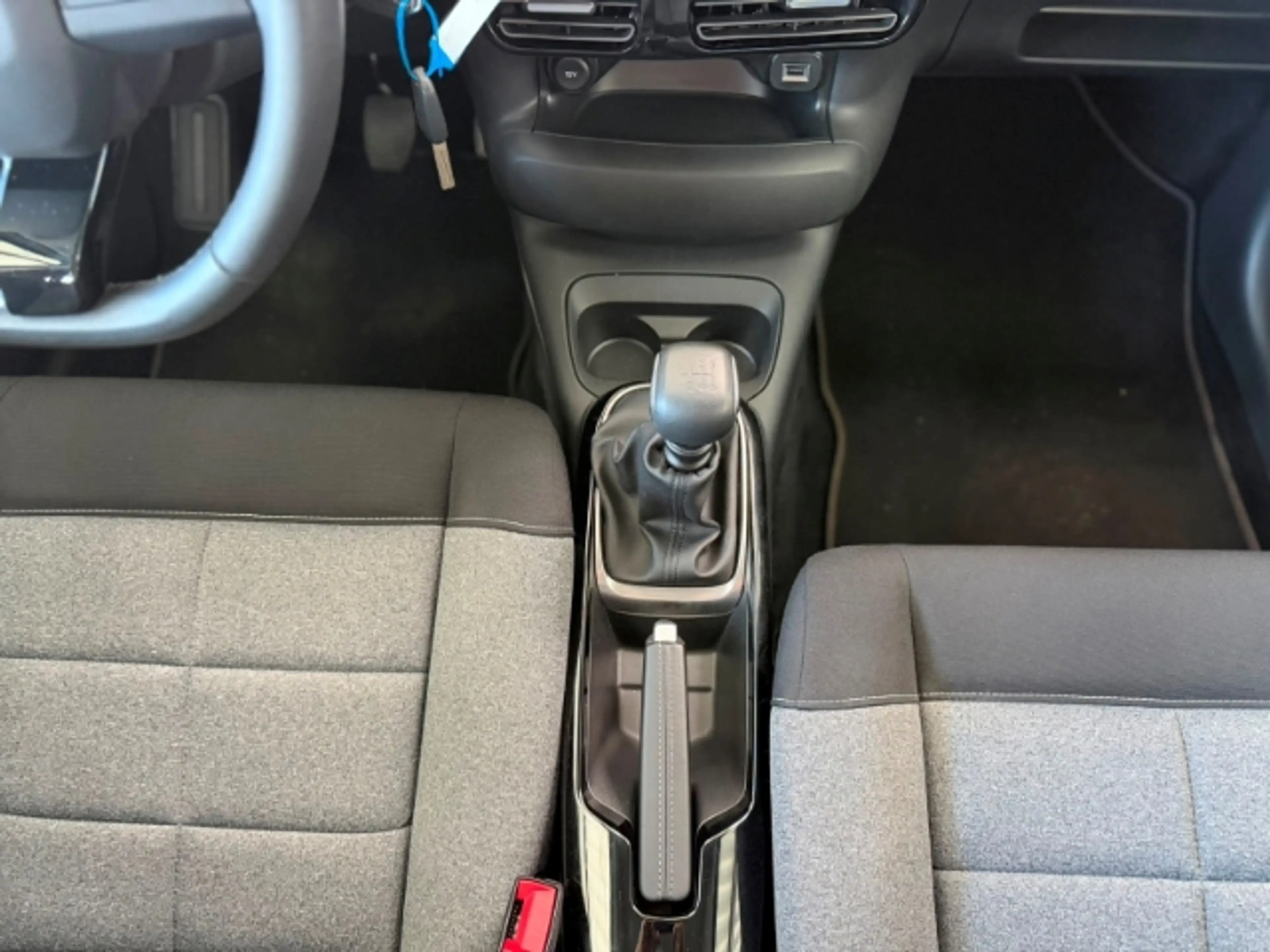Citroen C4 Cactus 1.5 HDI PDC Berganfahrass — photo 14