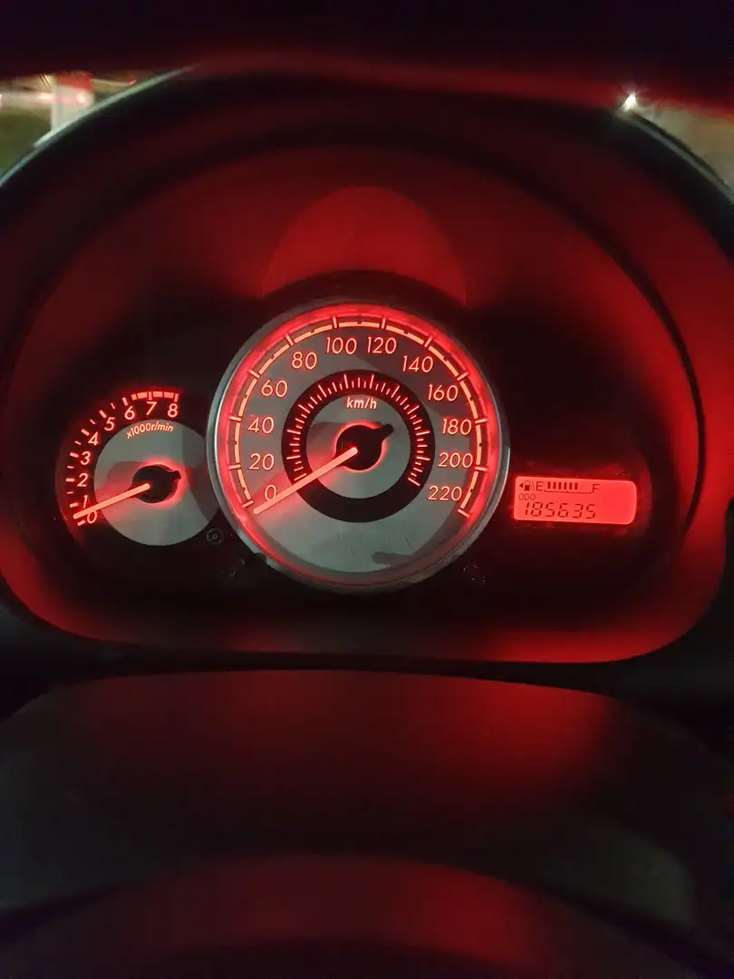 Mazda 2 2 1.3 S-VT Exclusive Černá - 1
