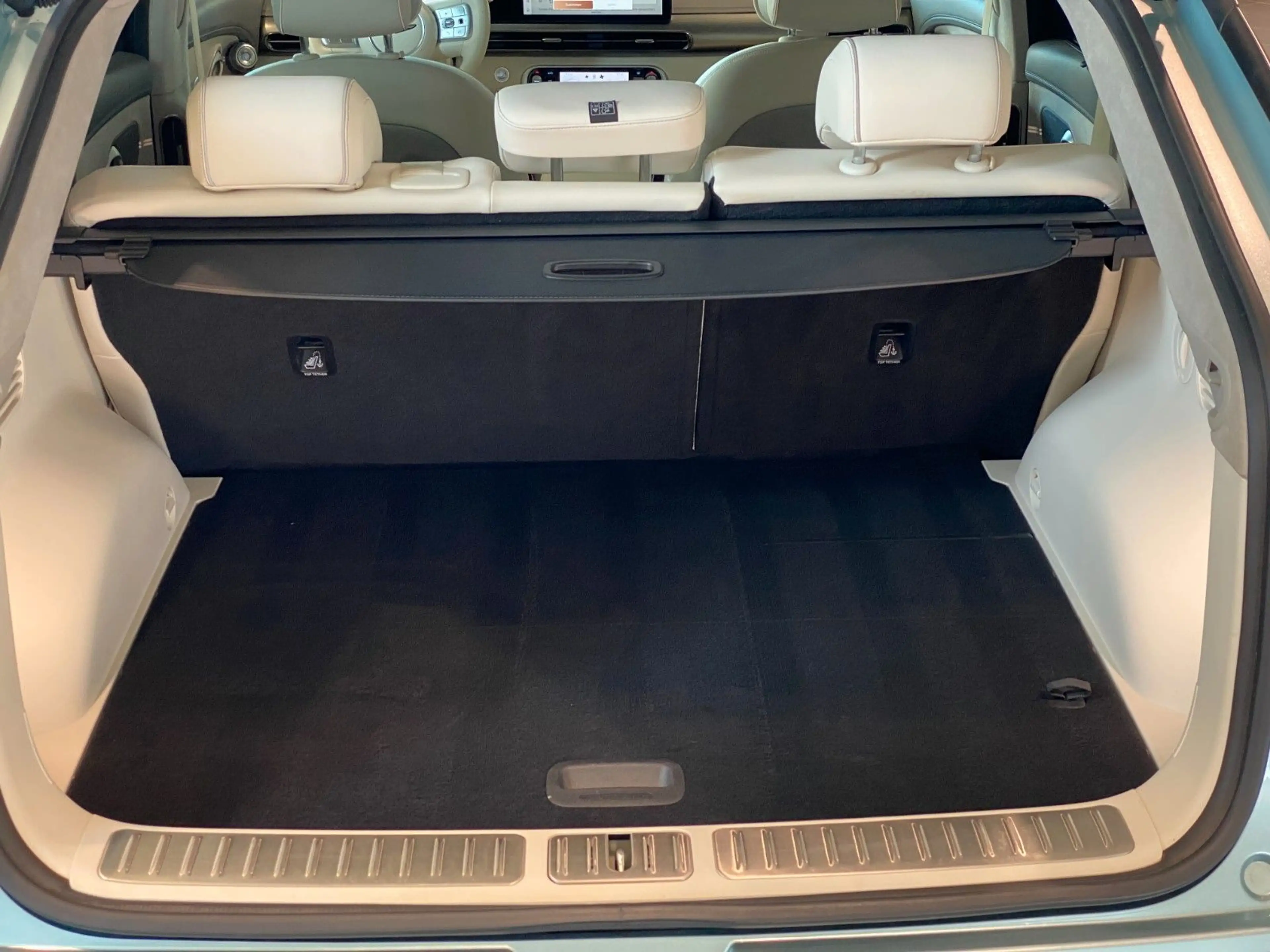 Genesis GV60 Sport AWD Memory Leder Sbel Panorama ACC — photo 27