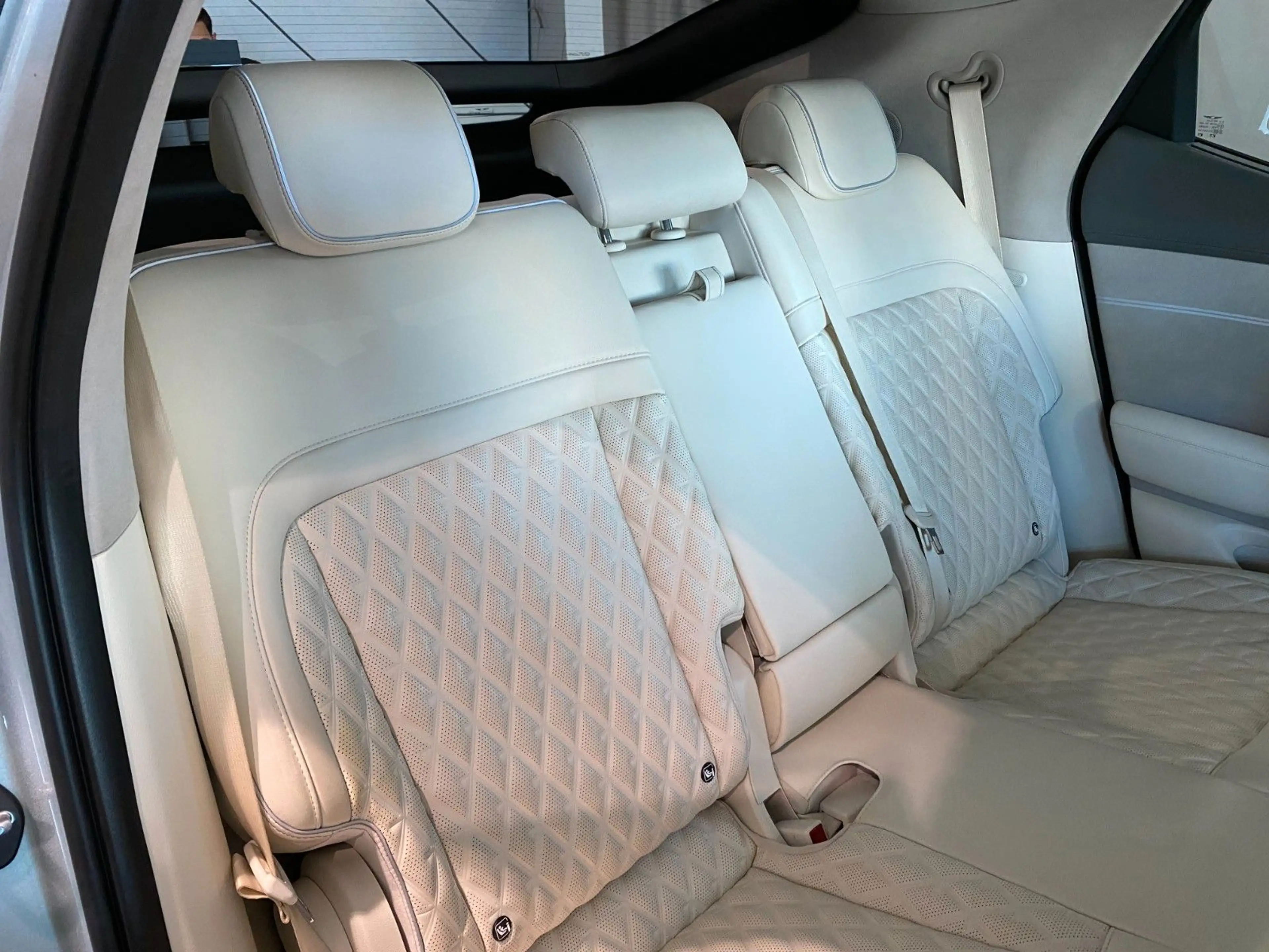 Genesis GV60 Sport AWD Memory Leder Sbel Panorama ACC — photo 19