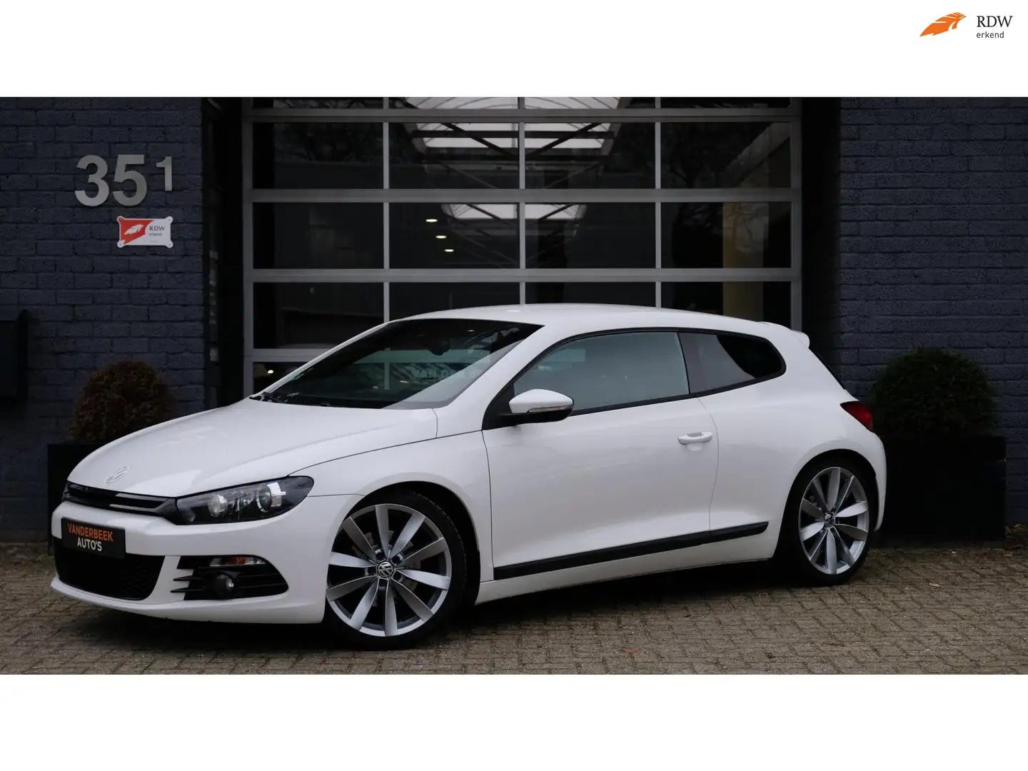 Volkswagen Scirocco 2.0 TSI Highline 200PK NAVI H&R XENON Weiß - 1