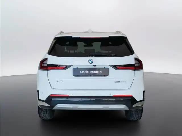 BMW X1 view 6