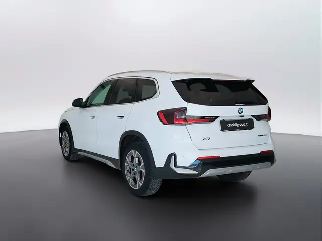 BMW X1 view 7
