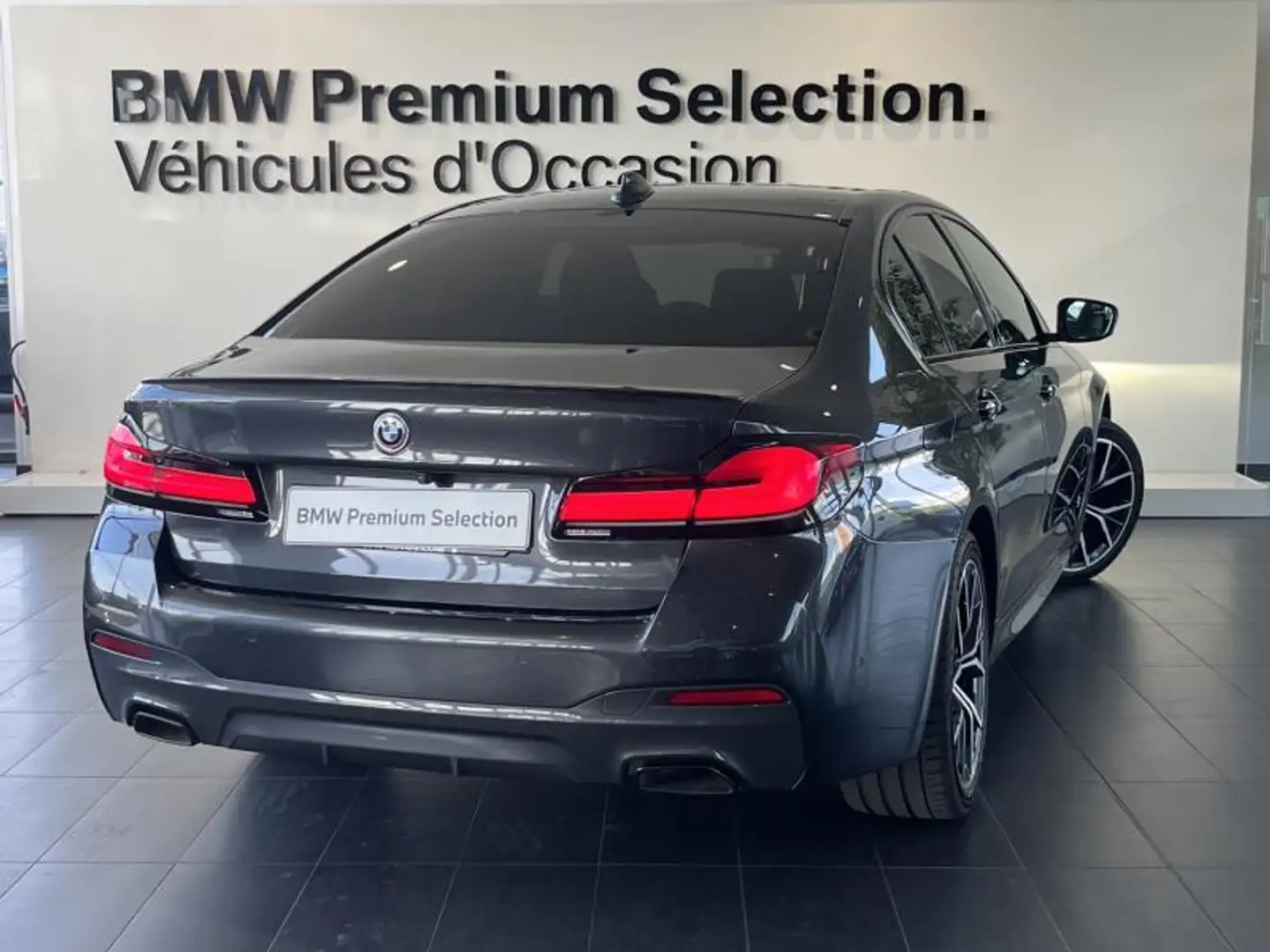 BMW 530 530eA 292ch M Sport Steptronic Gris - 2