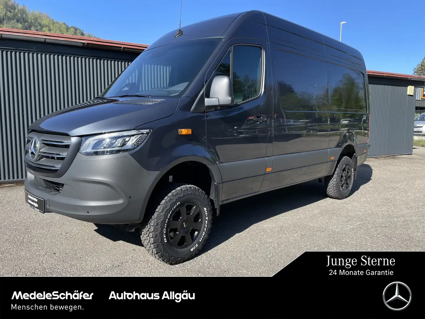 Mercedes-Benz Sprinter 319 Kasten stand. 4x4, Grau - 1