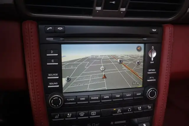 Porsche 911 view 19