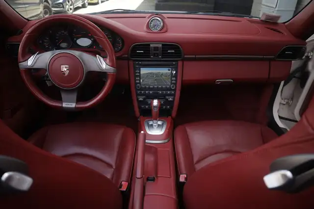 Porsche 911 view 2