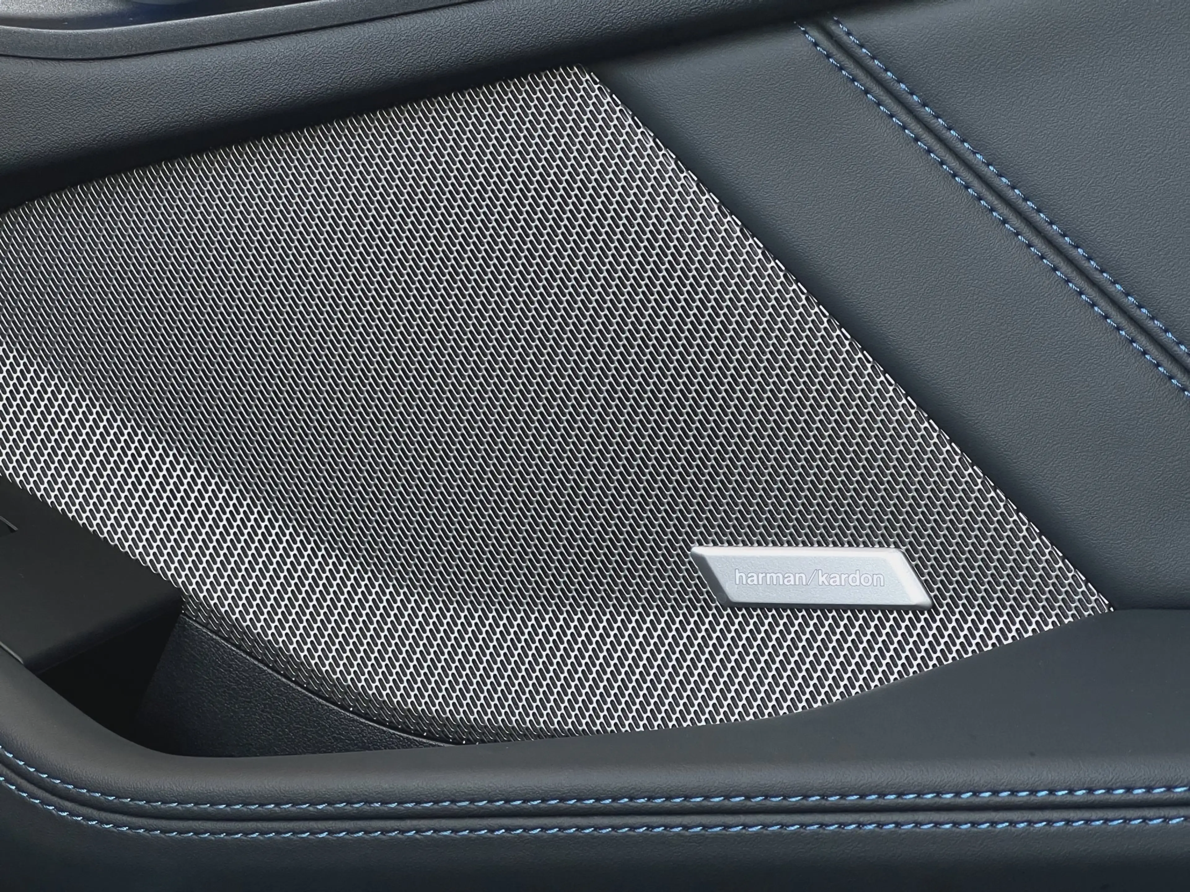 BMW 235 M235 xDrive Gran Coupe M Sportpaket Pro HUD ACC — photo 11