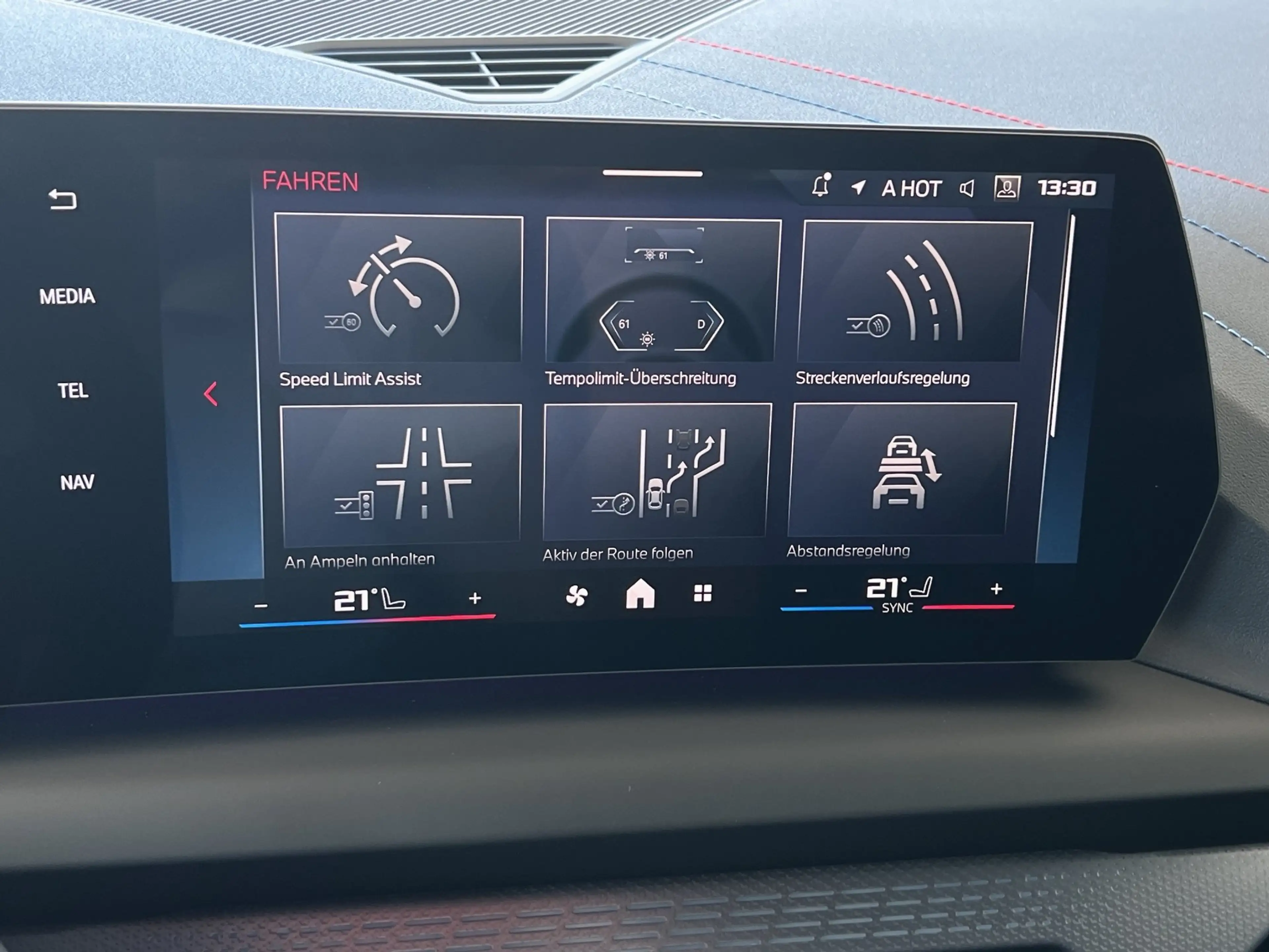 BMW 235 M235 xDrive Gran Coupe M Sportpaket Pro HUD ACC — photo 13