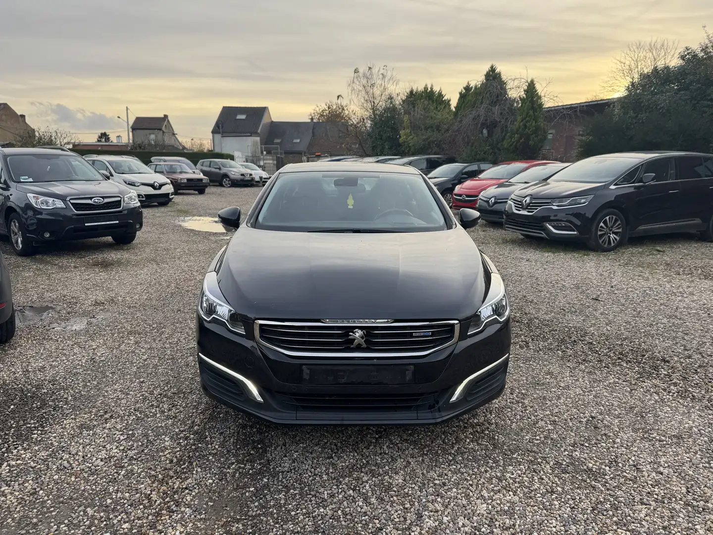 Peugeot 508 1.6 BlueHDi Access S&S Gris - 1
