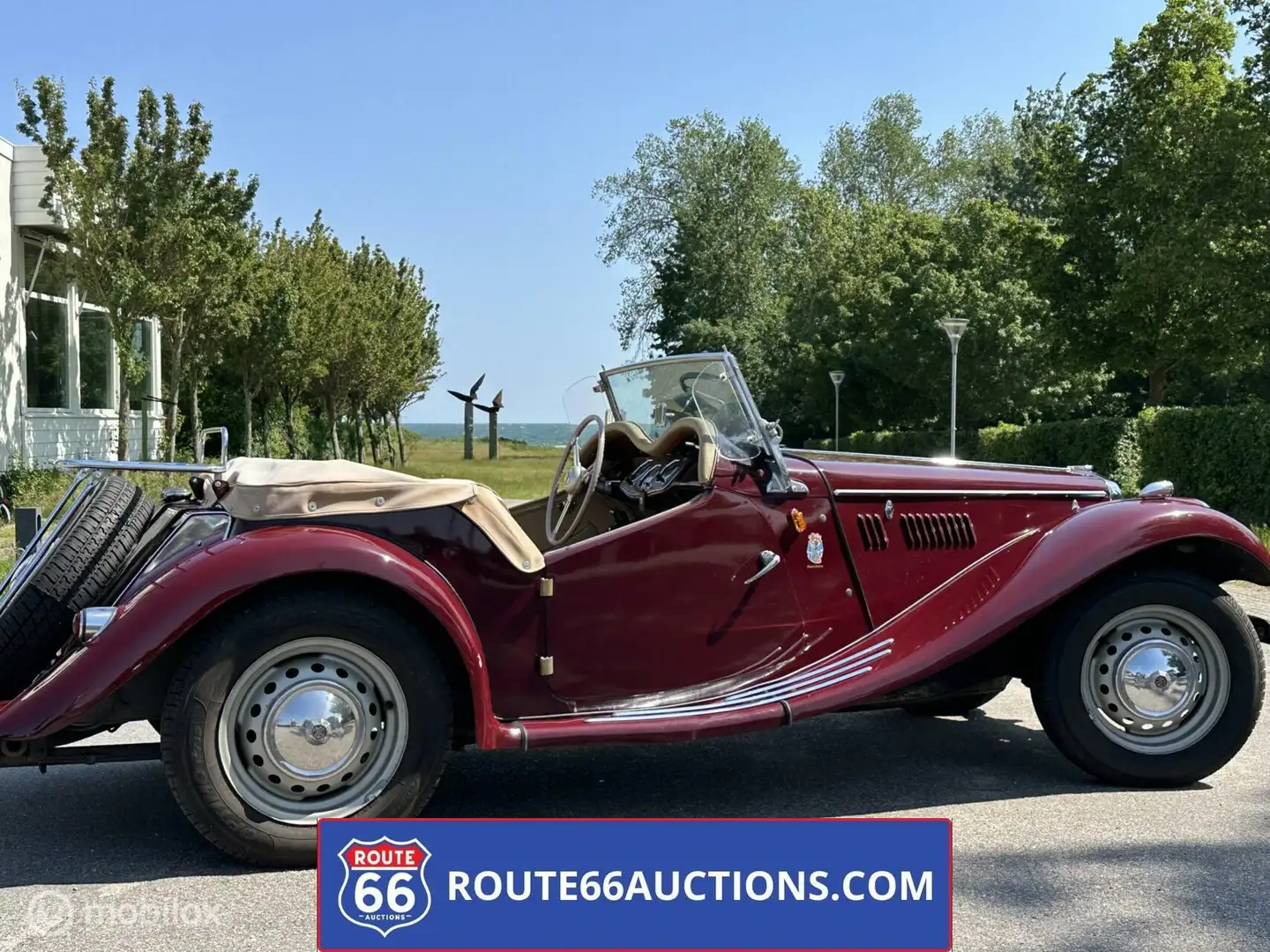 MG TF cabriolet | Route 66 Auctions Rouge - 2