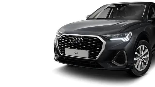 Audi Q3 view 6