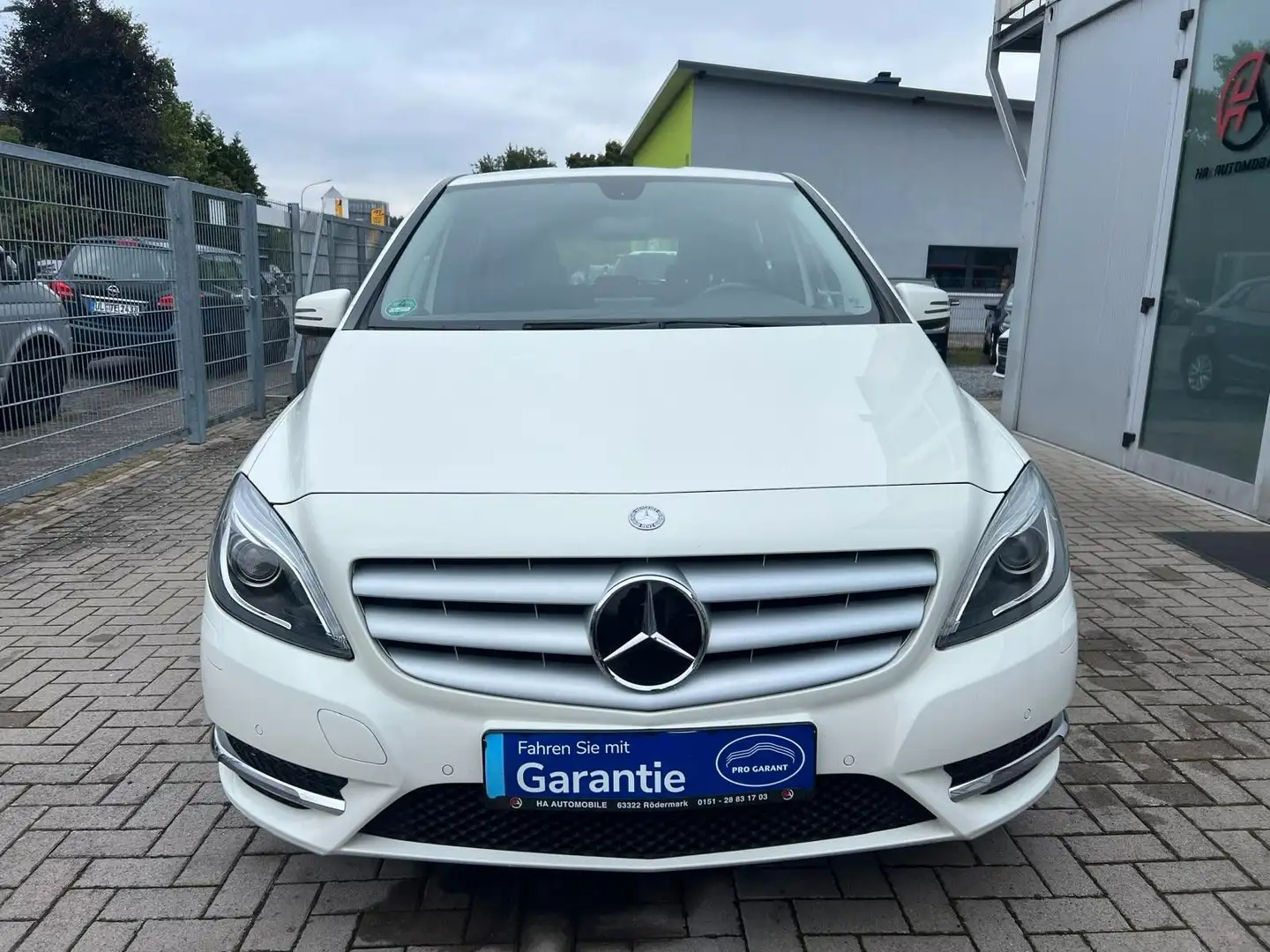 Mercedes-Benz B 180 B -Klasse B 180 CDI Automatik Navi Xenon Blanc - 2