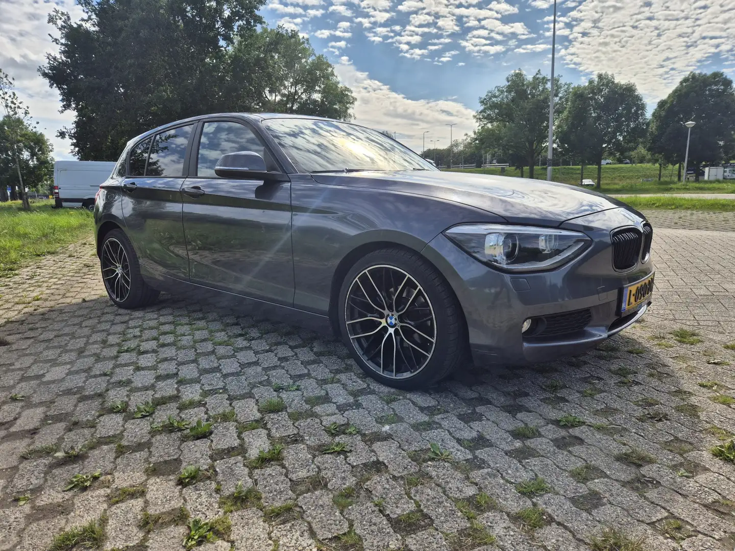 BMW 116 116 Business+ Grijs - 1