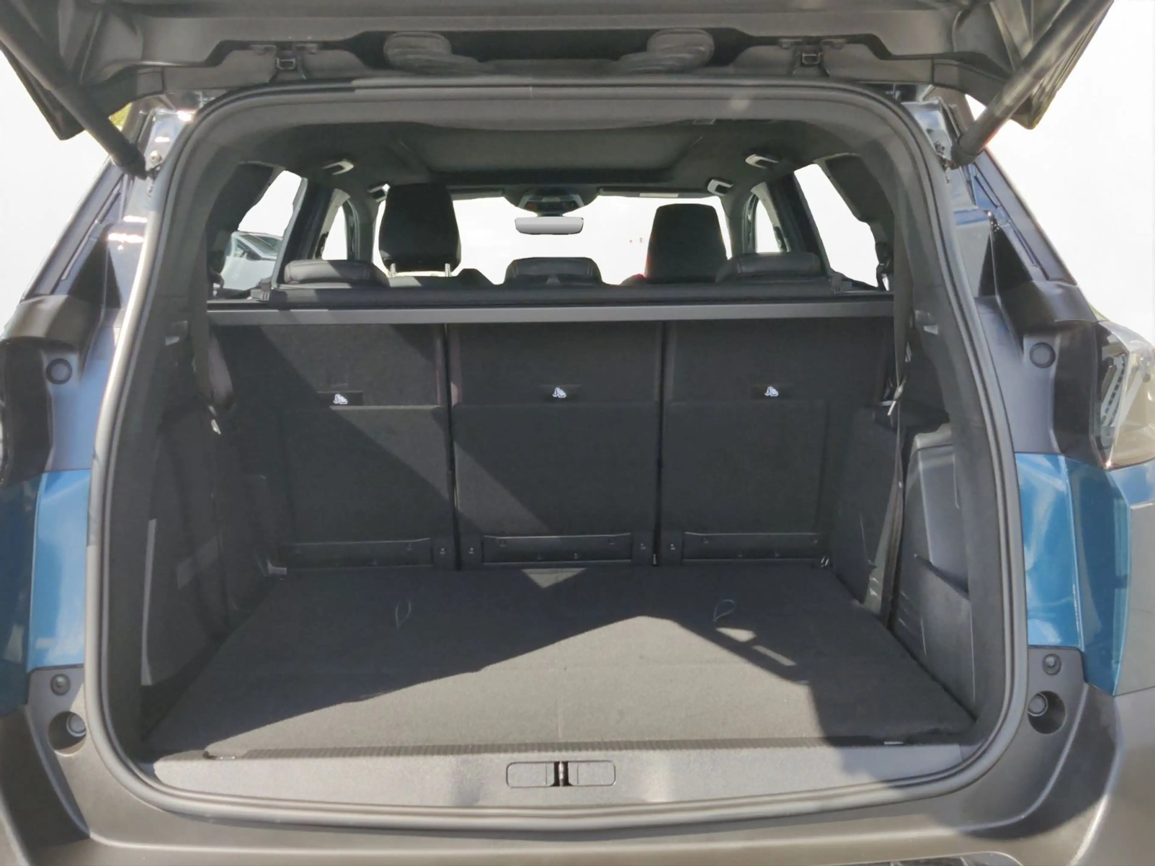 Peugeot 5008 GT Schiebedach Kamera PDC ACC Memory-Sitze — photo 6