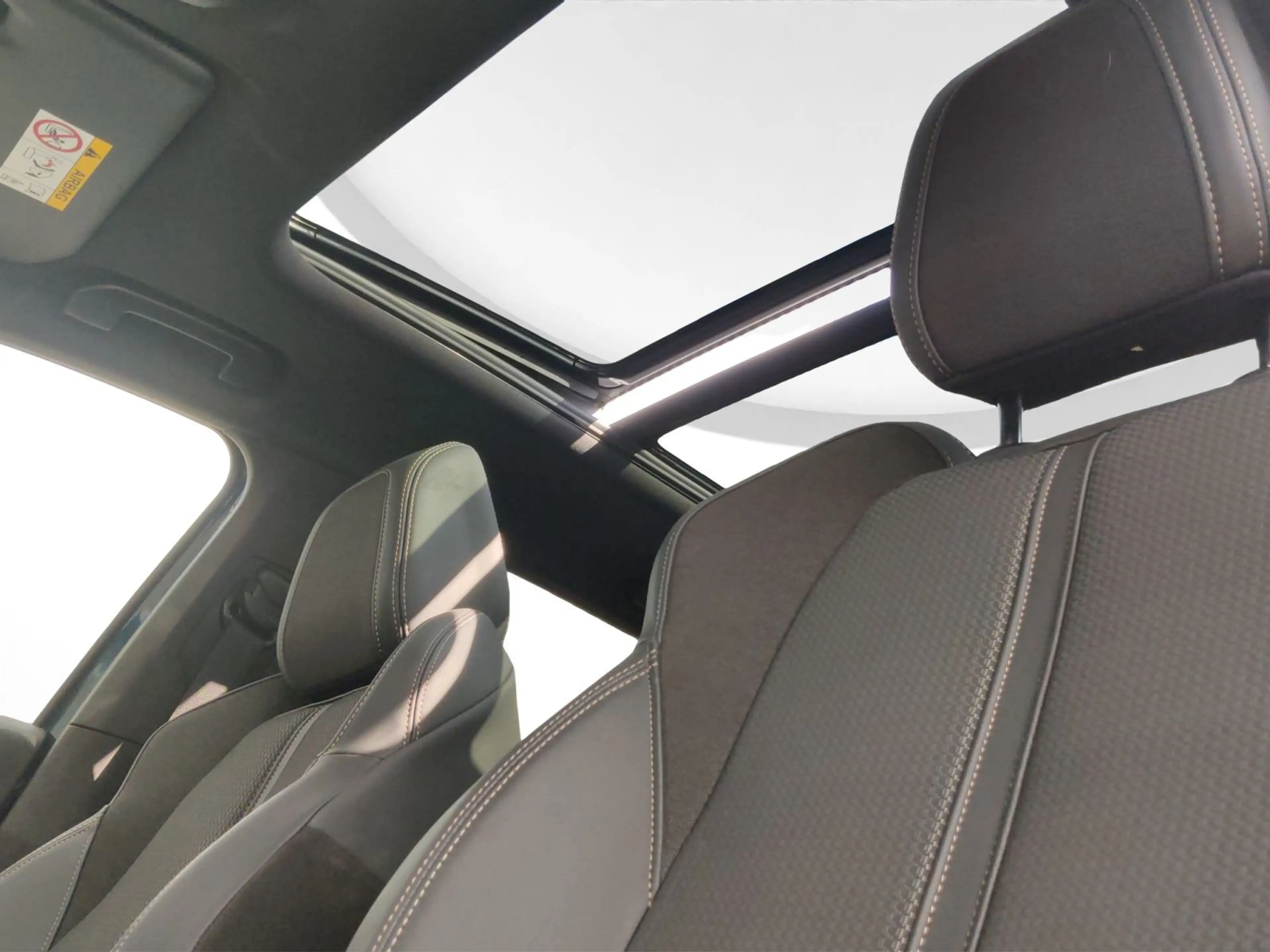 Peugeot 5008 GT Schiebedach Kamera PDC ACC Memory-Sitze — photo 13