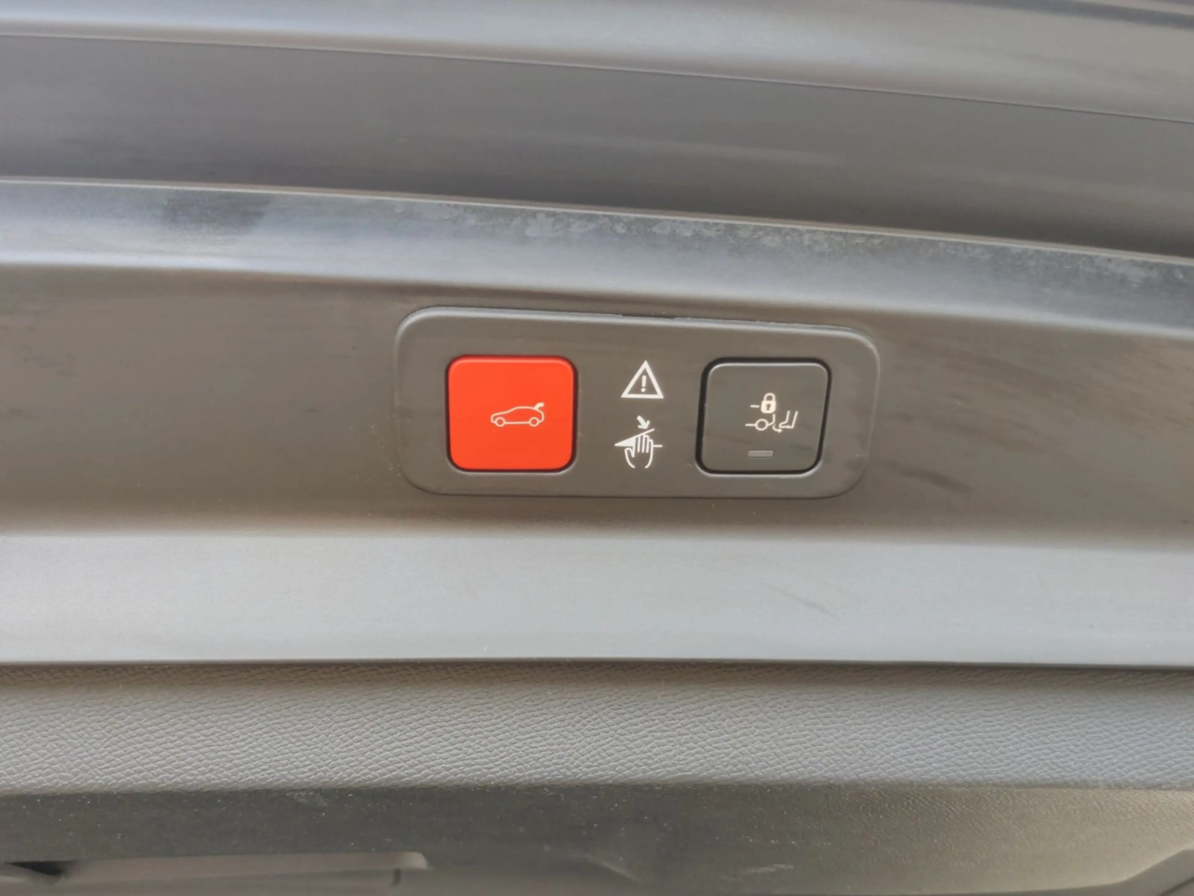 Peugeot 5008 GT Schiebedach Kamera PDC ACC Memory-Sitze — photo 14
