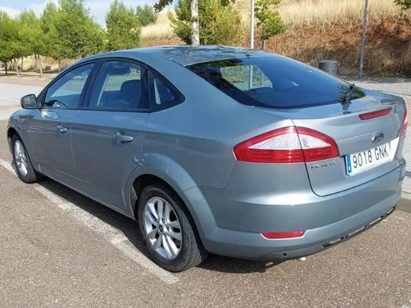Ford Mondeo Mondeo 2.0TDCi Trend Trend Gris - 2