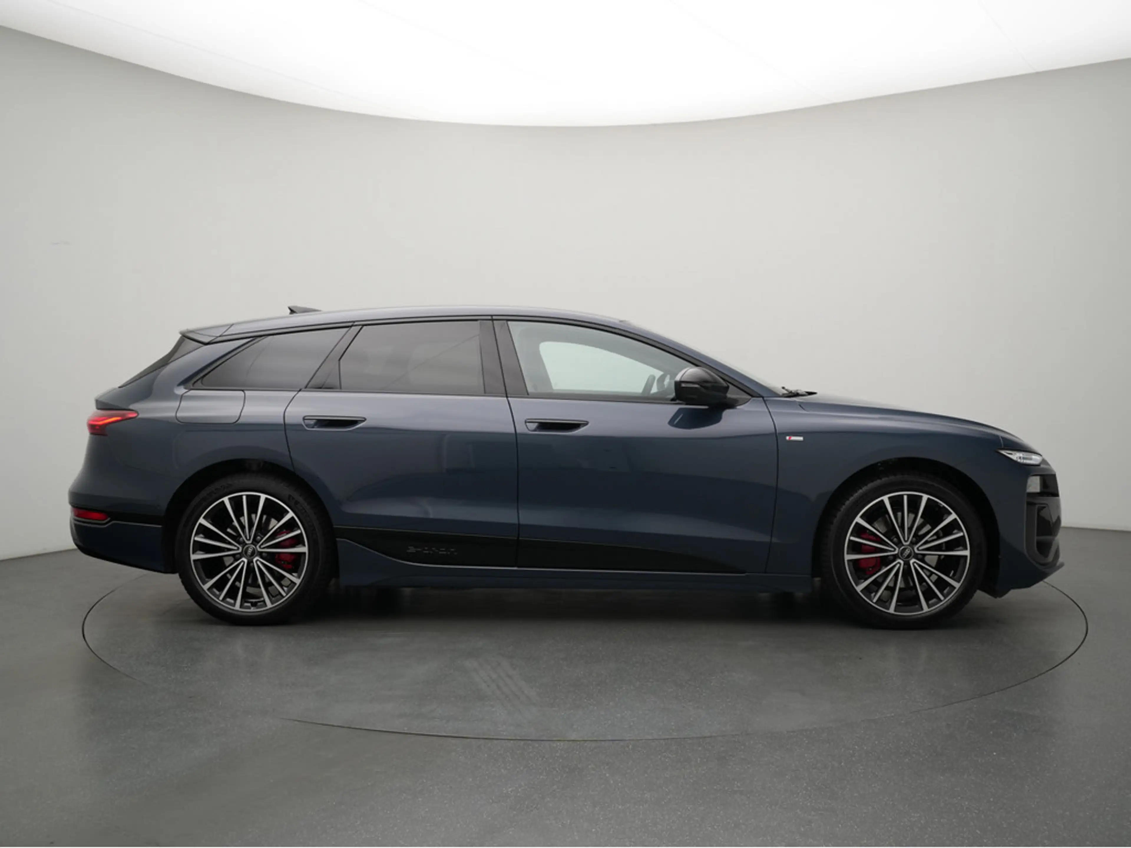 Audi A6 e-tron Avant ACC AHK NAVI KAM 360° MEMORY — photo 3