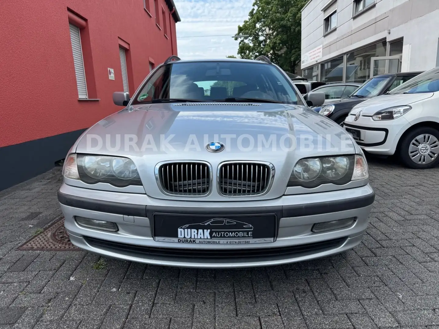 BMW 320 i Touring / BT / HU 07/27/ Silber - 1