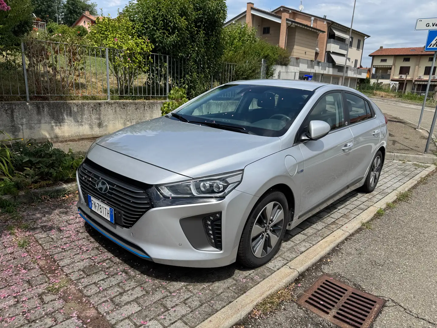 Hyundai IONIQ Ioniq 1.6 phev Style 6dct Zilver - 1