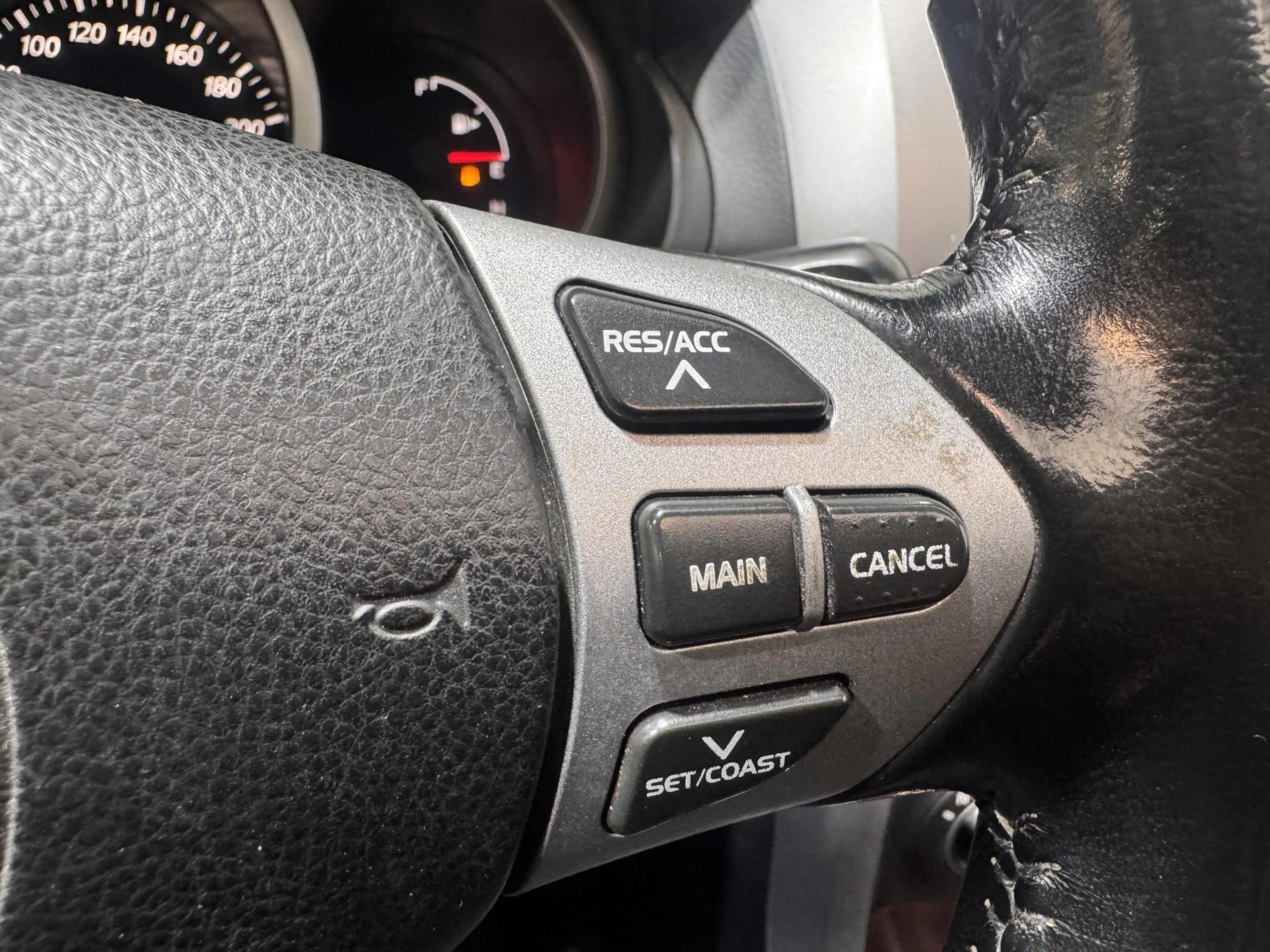Suzuki Grand Vitara 2.0-16V High Executive — photo 15