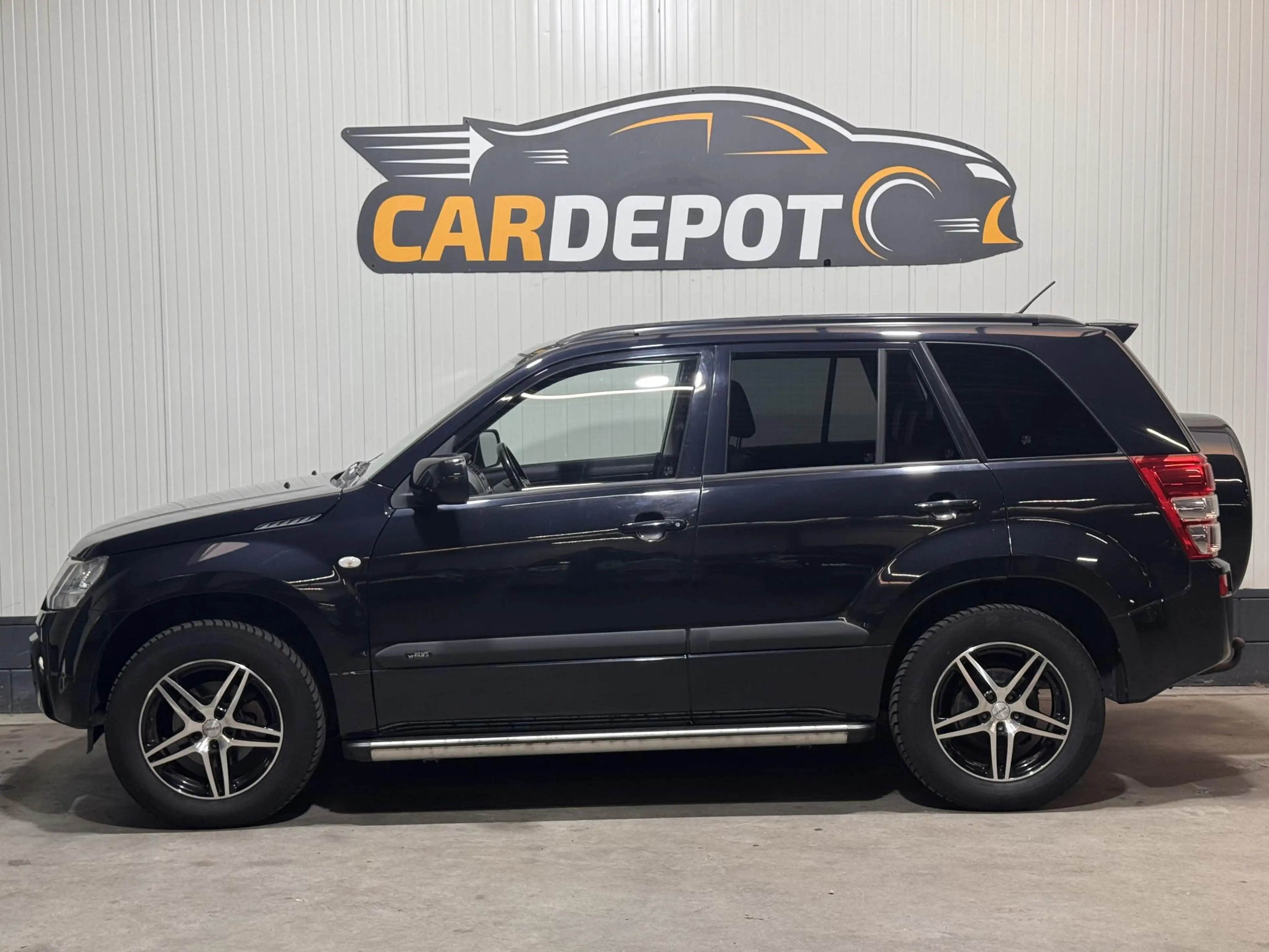 Suzuki Grand Vitara 2.0-16V High Executive — photo 8