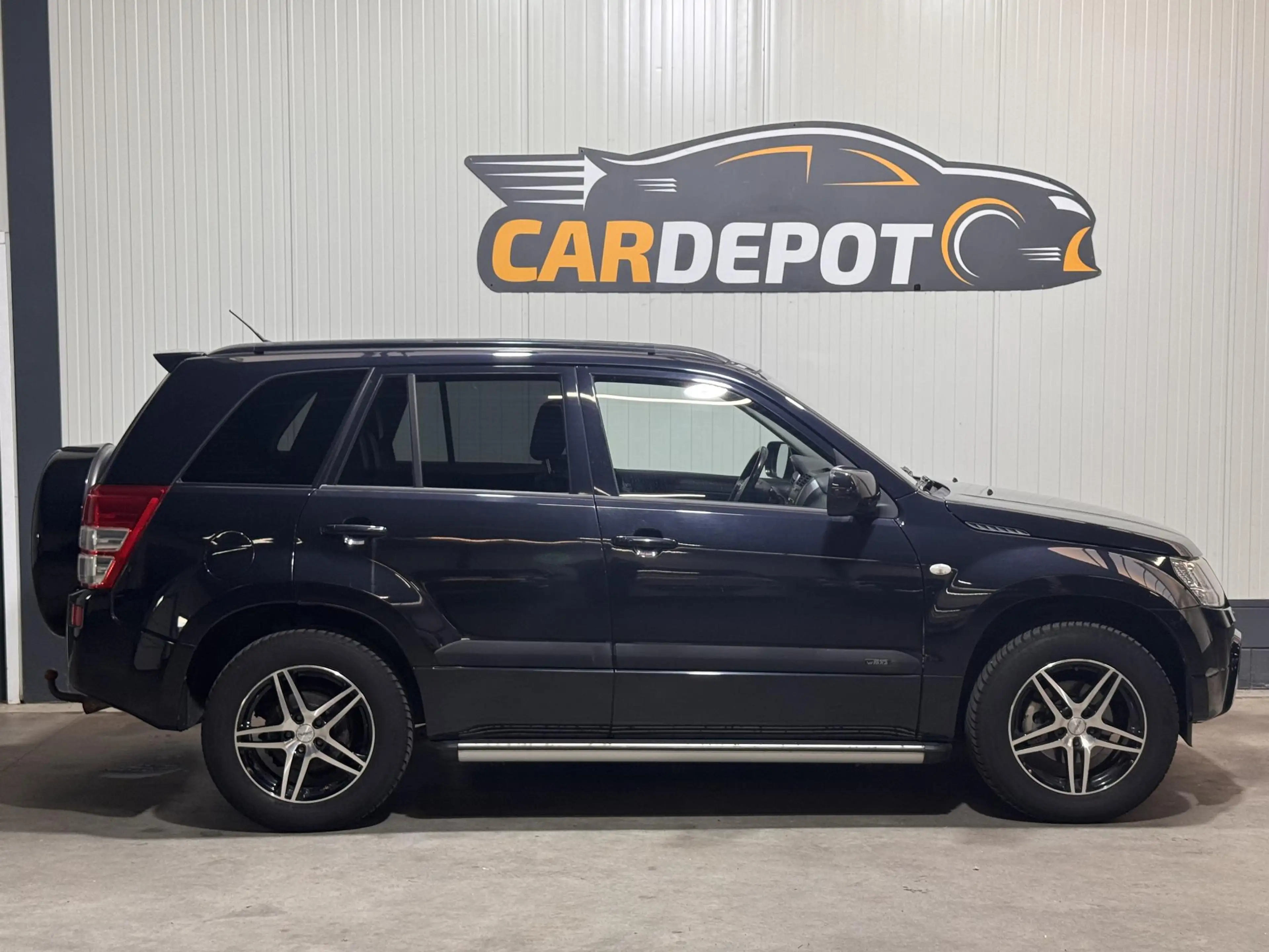 Suzuki Grand Vitara 2.0-16V High Executive — photo 4