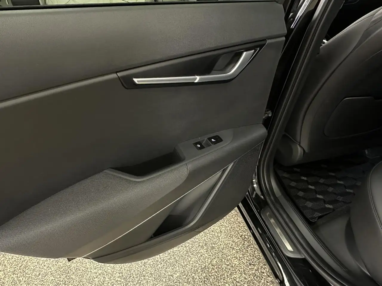 Kia Niro снимка Kia Niro