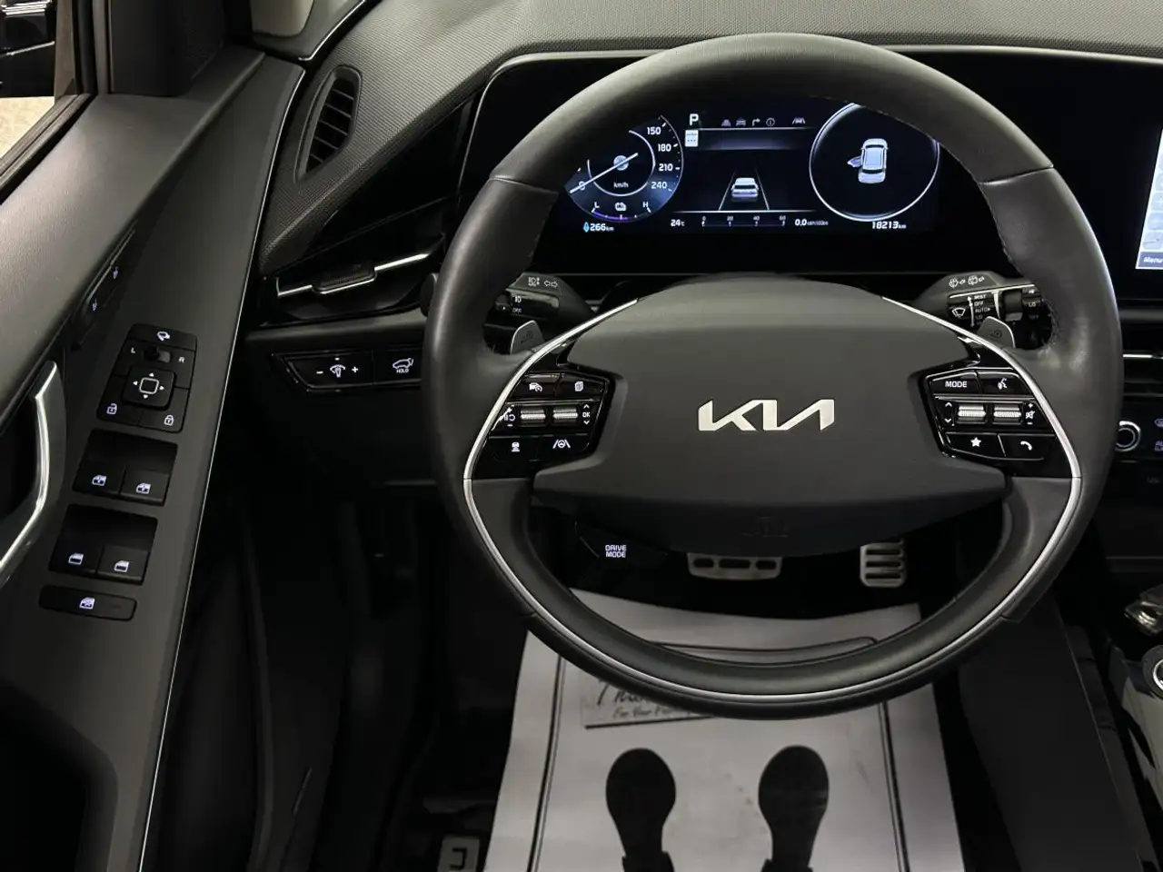 Kia Niro снимка Kia Niro
