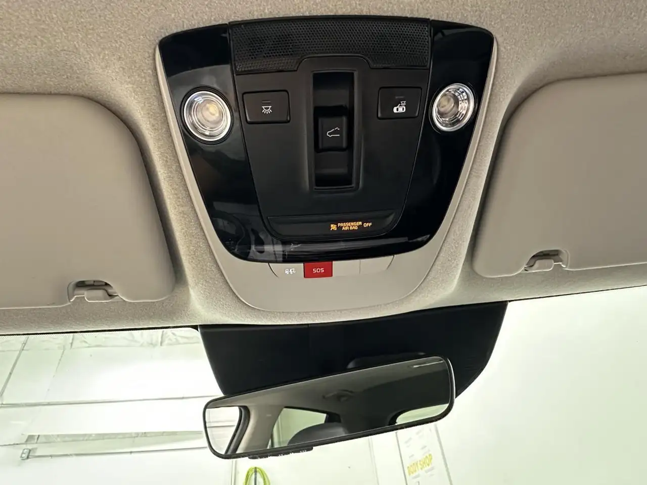 Kia Niro снимка Kia Niro
