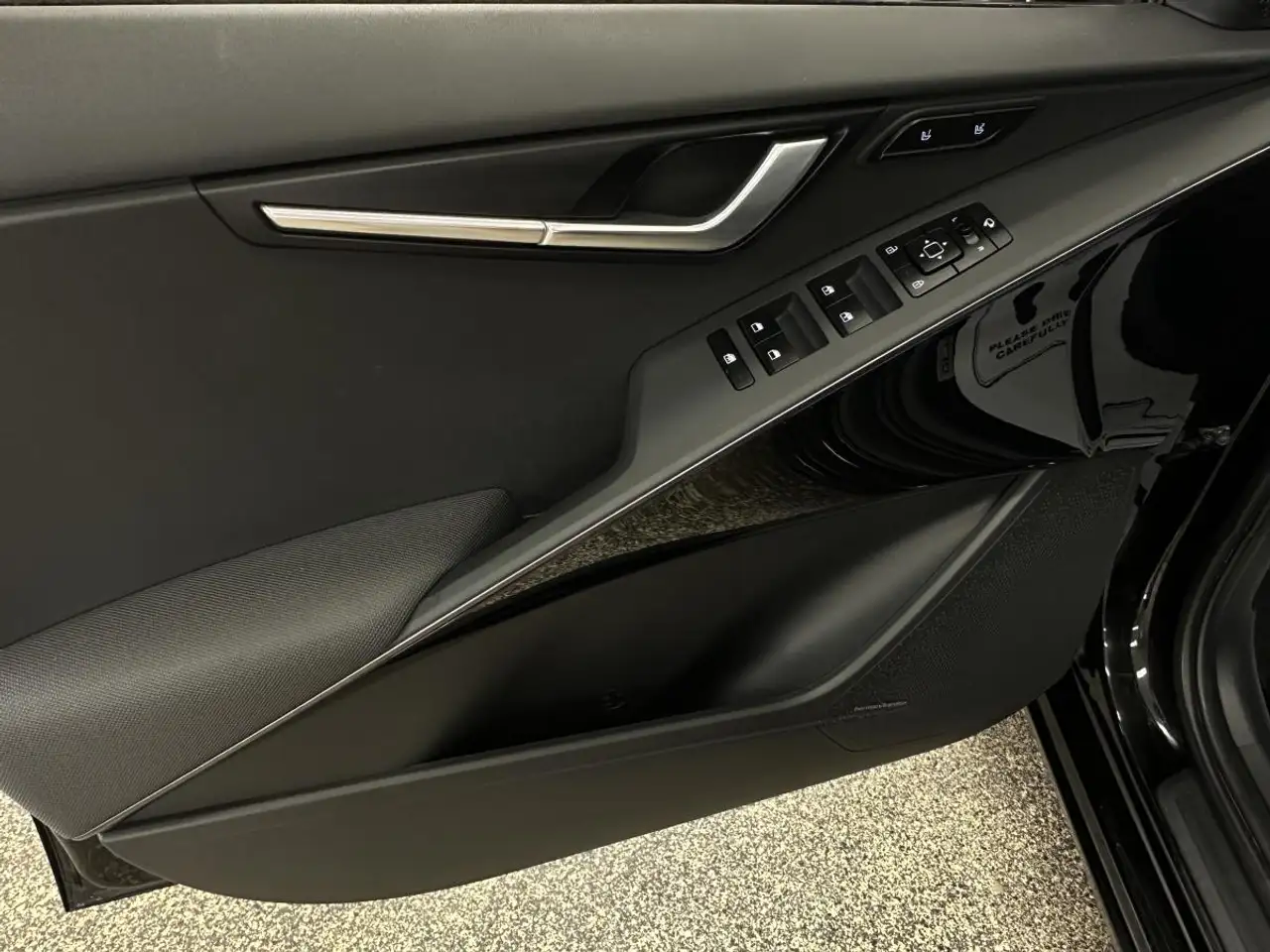 Kia Niro снимка Kia Niro