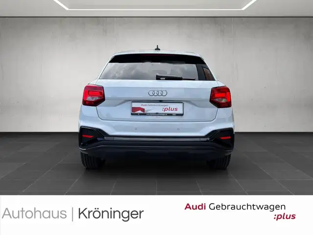 Audi Q2 view 6
