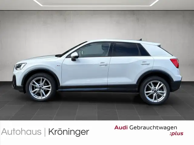 Audi Q2 view 3