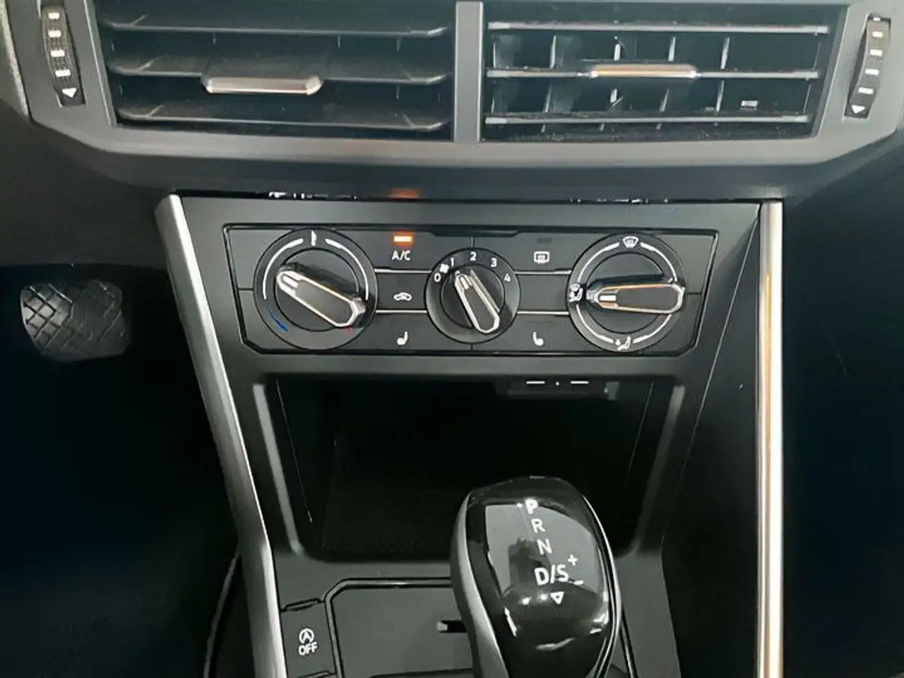 Volkswagen Polo VI Life, миниатюра 18