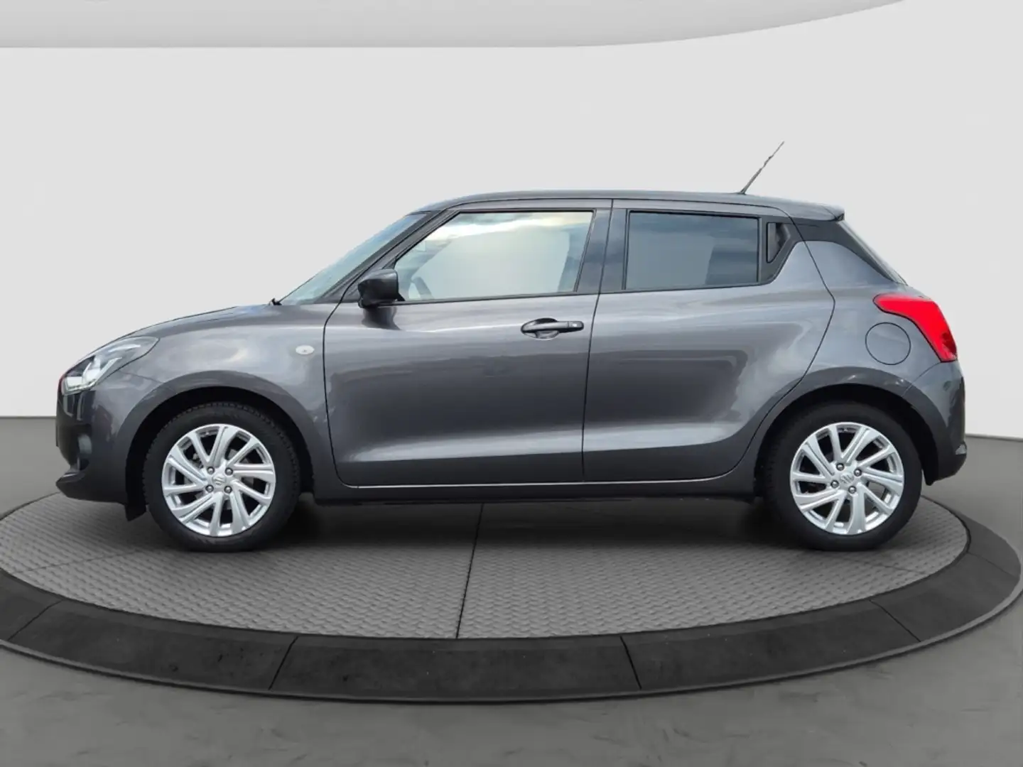 Suzuki Swift 1.2 HYBRID Comfort LED DAB SHZ Totwinkelassistent Grijs - 2