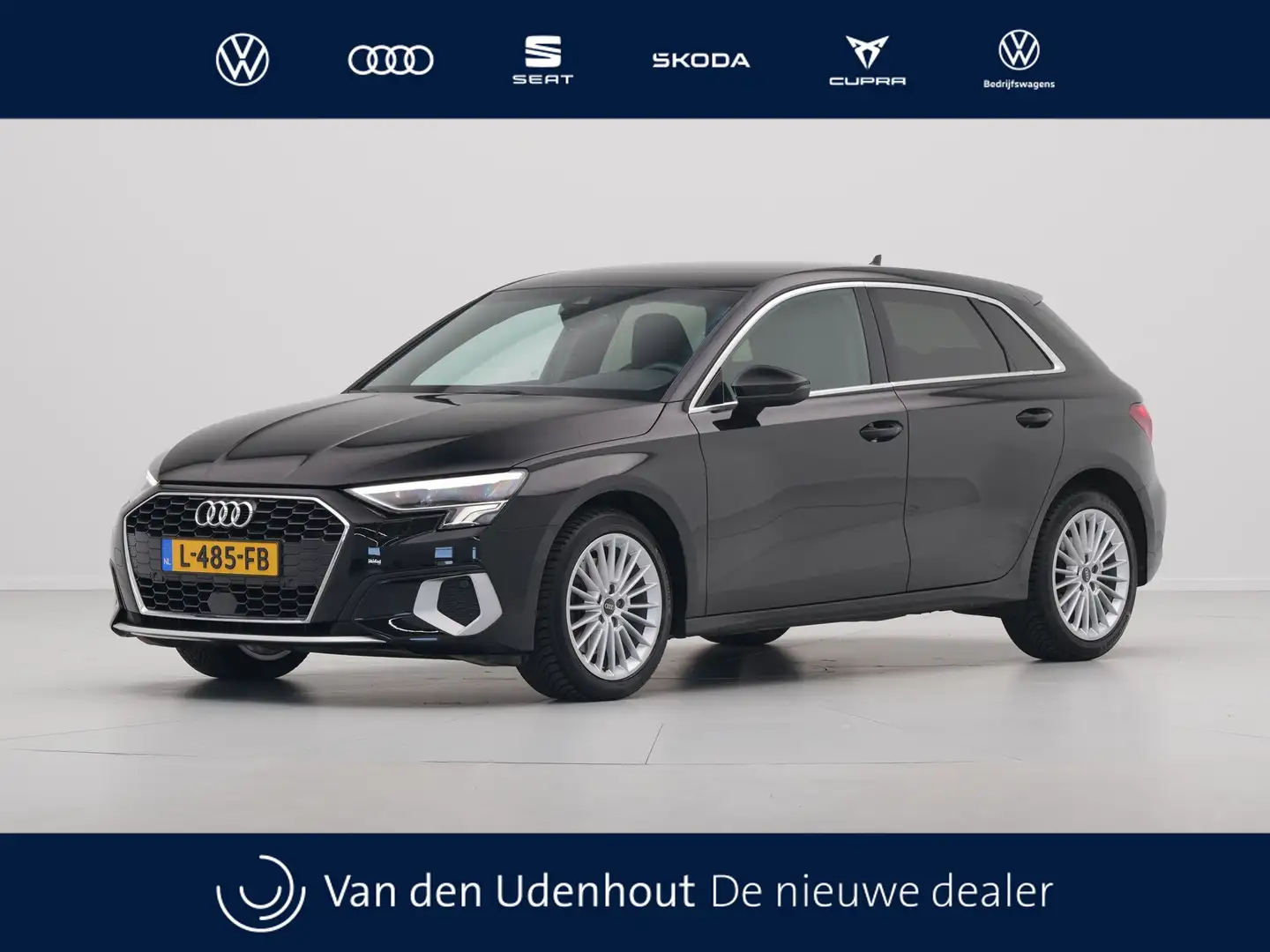 Audi A3 Sportback 35 TFSI 150pk Business edition Navigatie Zwart - 1