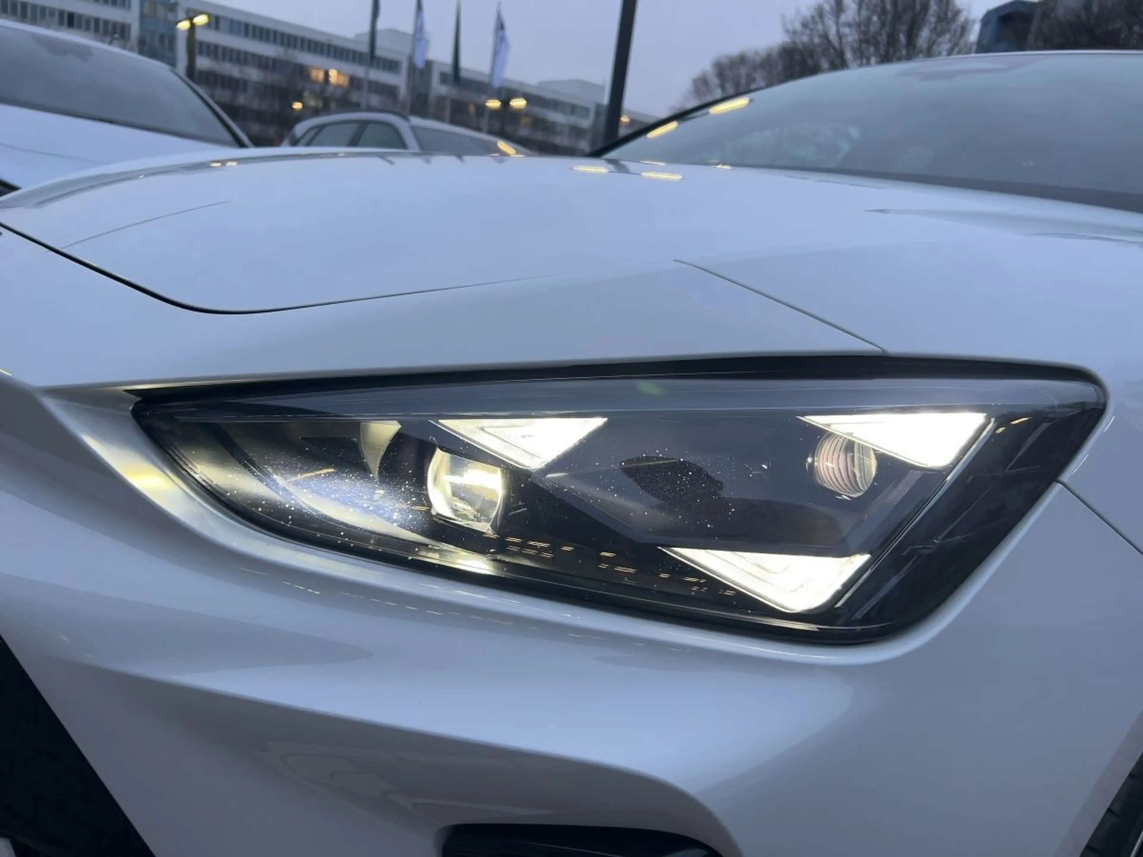 CUPRA Leon 2.0 TSI DSG 4Drive Navi LED SHZ ACC PDC — photo 15