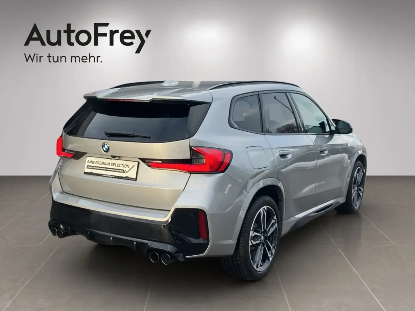 BMW X1 M35i xDrive Silber - 2