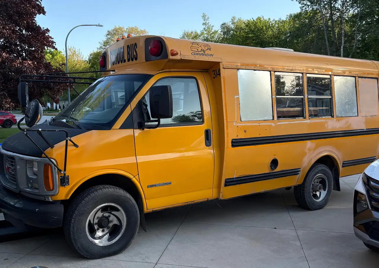 2001 GMC Savana