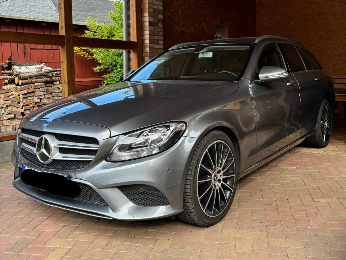 Mercedes-Benz C 200 d T Avantgarde Grau - 1