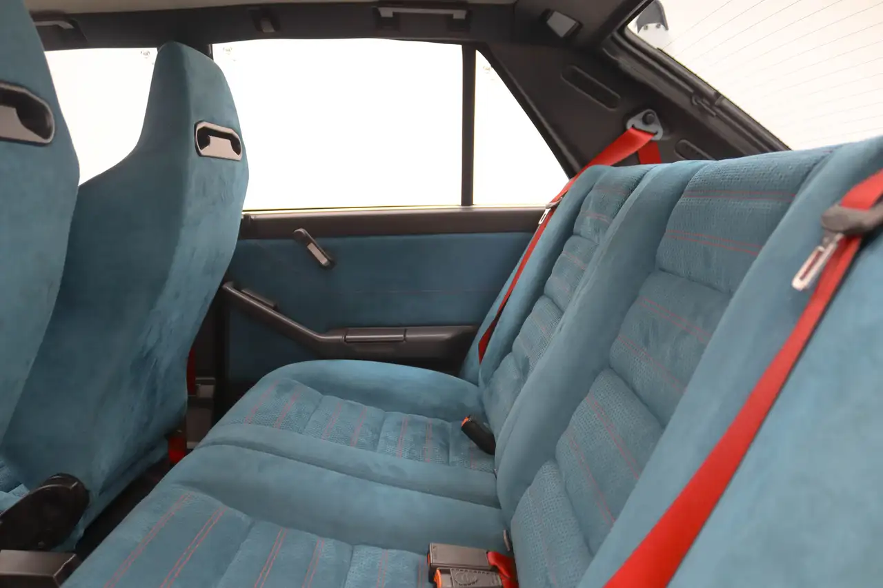 Lancia Delta 2.0i.e. turbo 16V HF integrale MARTINI 6, foto 9