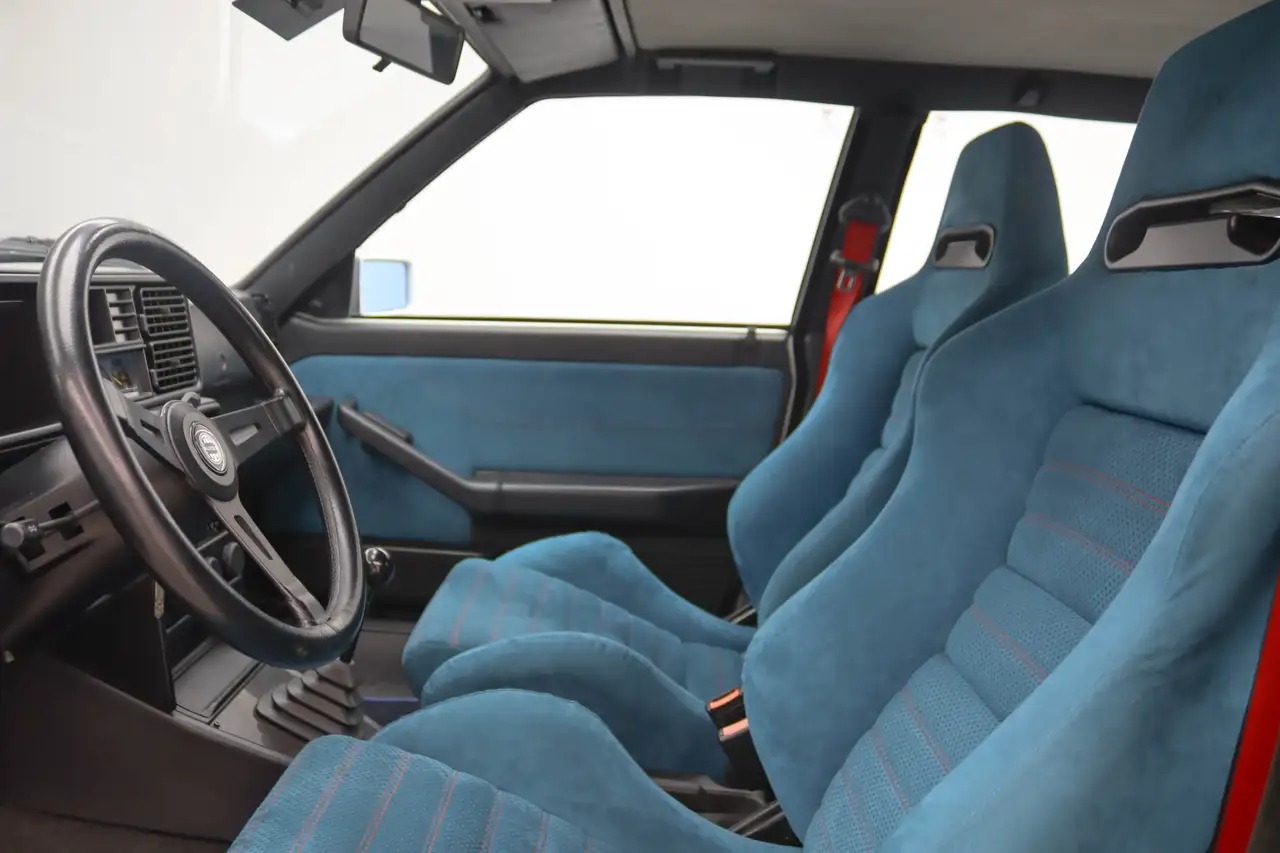 Lancia Delta 2.0i.e. turbo 16V HF integrale MARTINI 6, foto 8