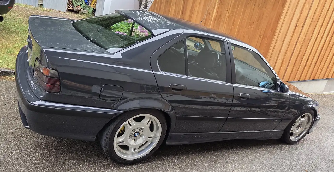BMW 320 328i, foto 5