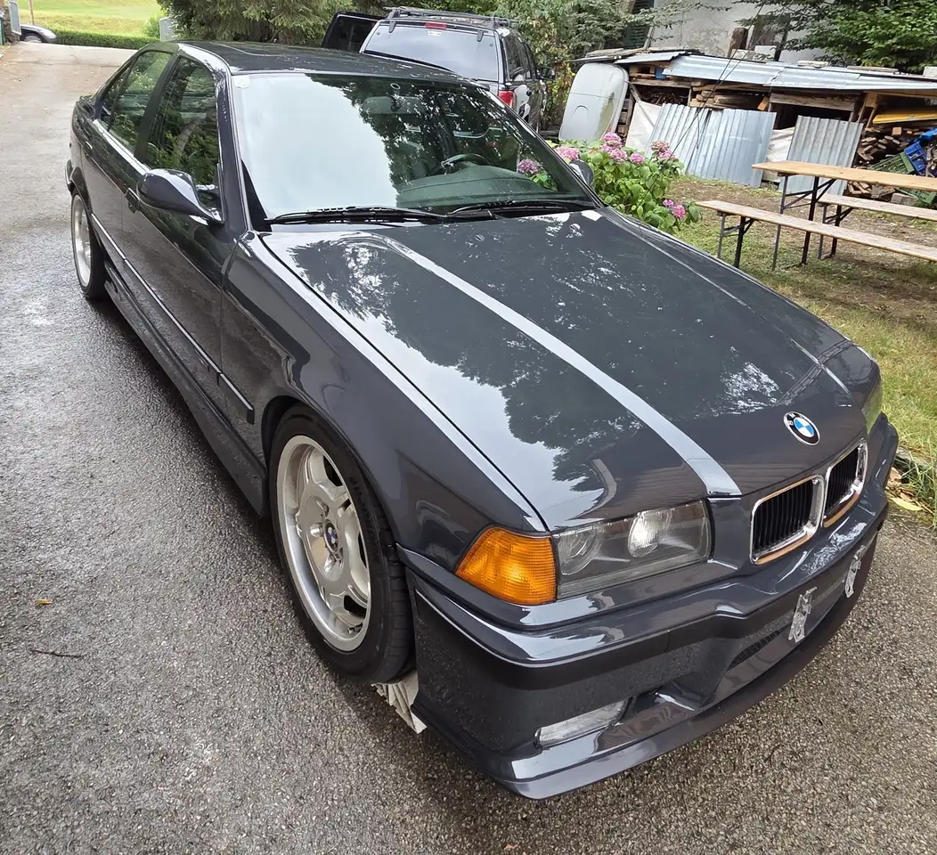 BMW 320 328i, foto 2
