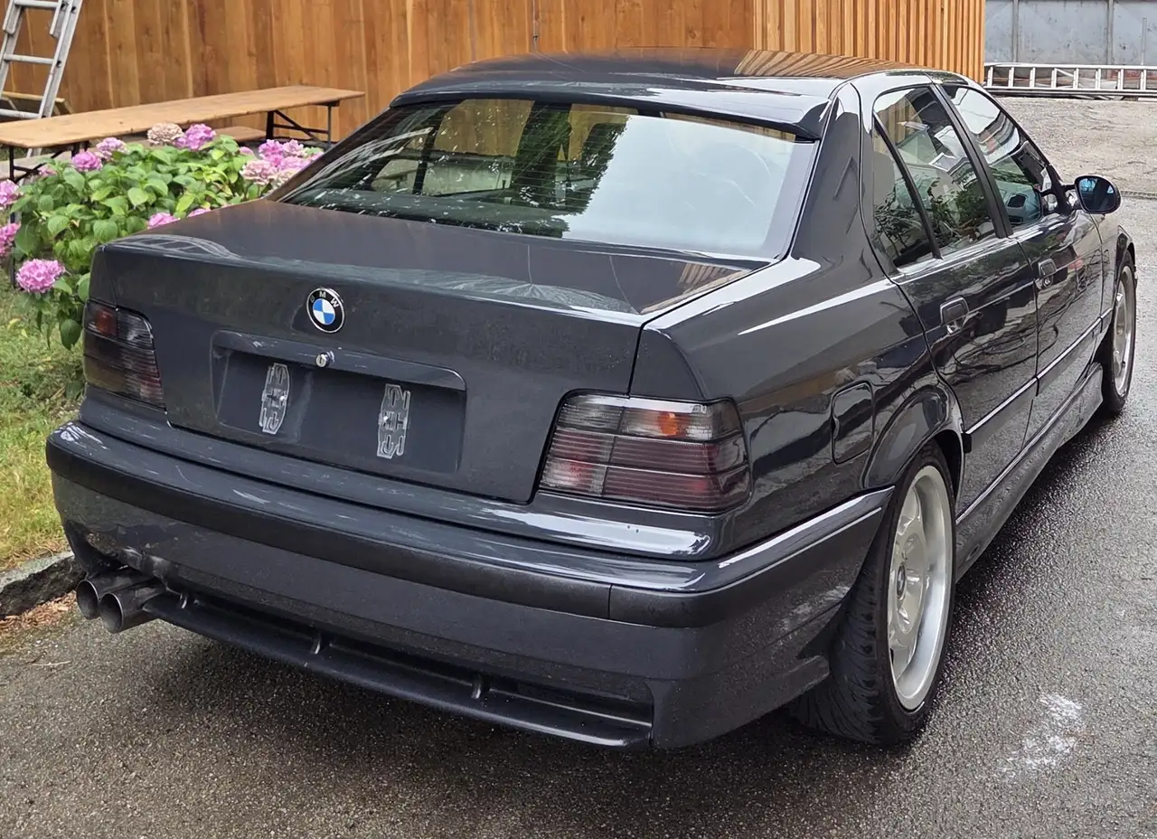 BMW 320 328i, foto 8