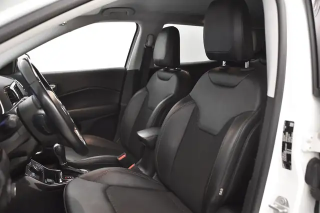 Jeep Compass view 13